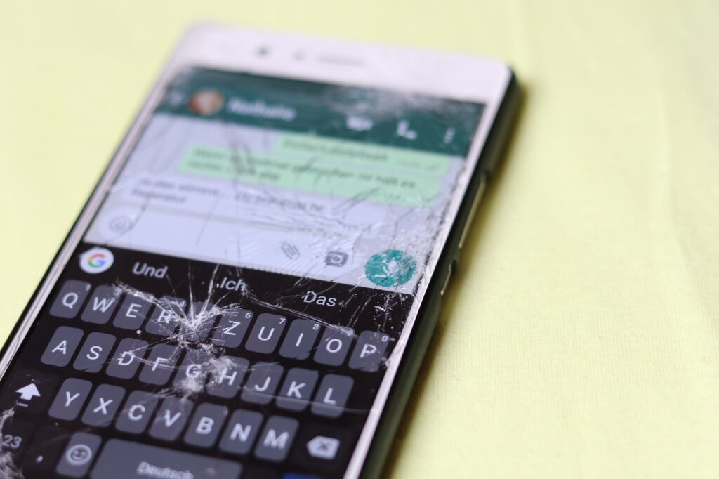 fix-phone-screen-middle-river-md+2