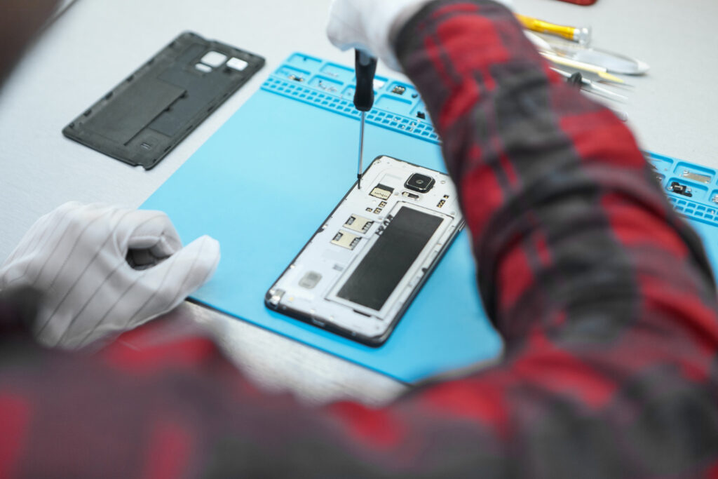 phone-battery-replacement-near-me-middle-river-md
