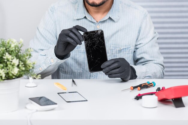 Affordable iPhone repair service middle river md
